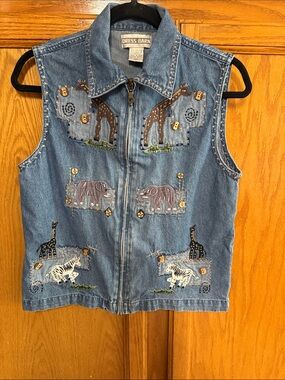 Vintage Dress Barn Blue Denim Sleeveless Jacket with Animal Embroidery